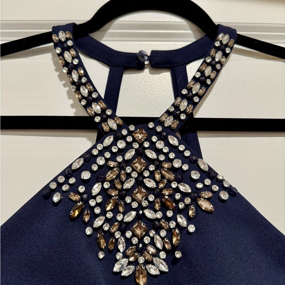 NWT Vince Camuto Beaded Neck Halter Dress - Picture 3 of 8